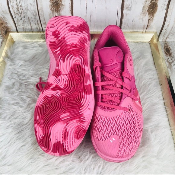 Under Armour Anatomix Spawn 2 Breast Cancer - Picture 7 of 8